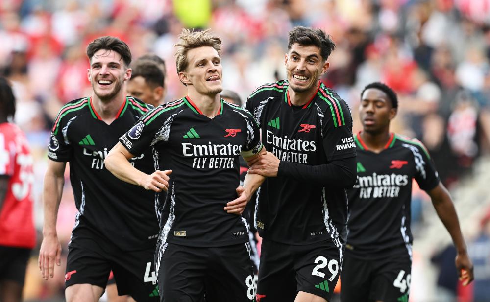 官方：苏超扬州队公开招募下赛季主教练、助教与球员